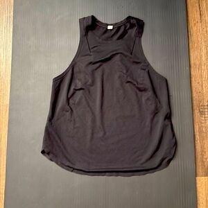 Lululemon tank top size 4